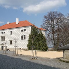 Atrakcja turystyczna (galeria, pałac, muzeum) źródło: Wikimedia Commons