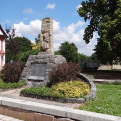 Tourist site (sculpture / burial site) source: Skuteč Tourist Information Centre