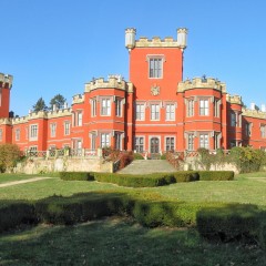 Toeristische attractiviteit (kasteel, park) bron: Regio Hradec Králové
