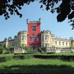 Toeristische attractiviteit (kasteel, park) bron: Tsjechische Wandelclub - Beeldatlas